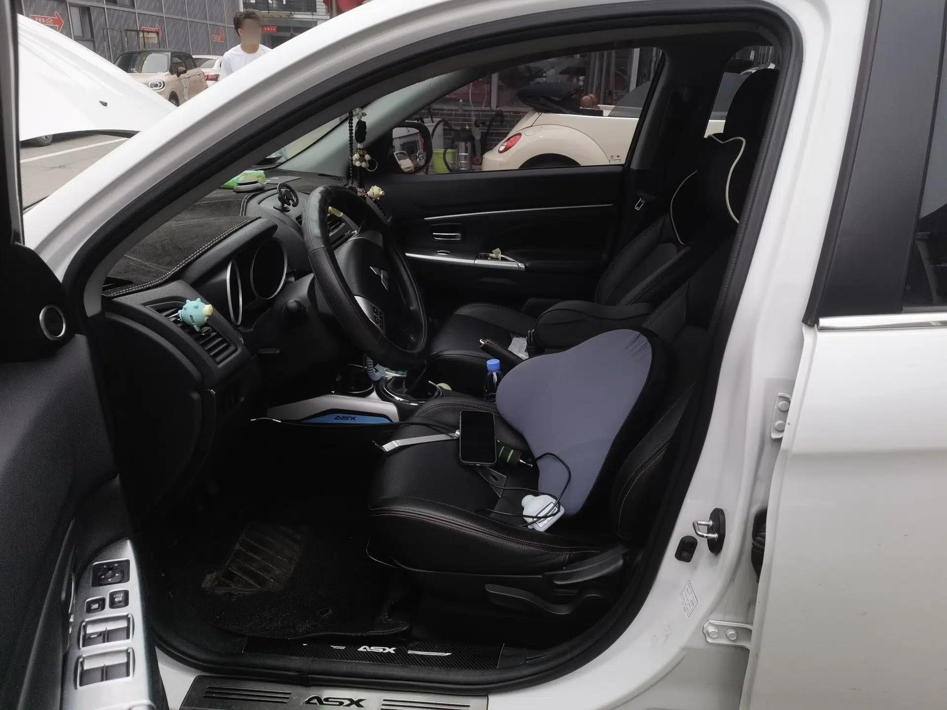 Mitsubishi ASX 2013 1.6L Manual Two-Wheel Drive Standard Edition — миниатюра 16