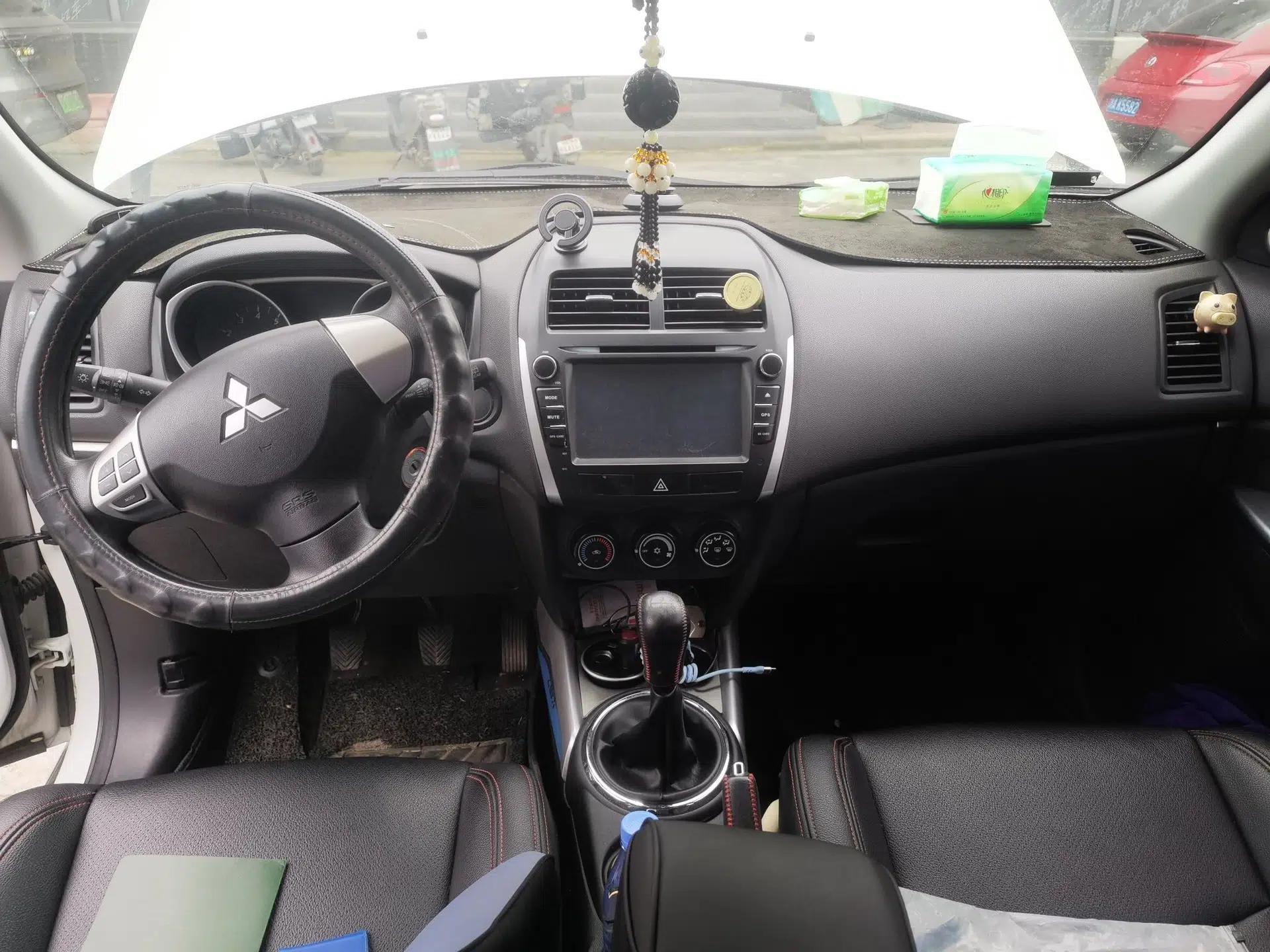 Mitsubishi ASX 2013 1.6L Manual Two-Wheel Drive Standard Edition — миниатюра 10