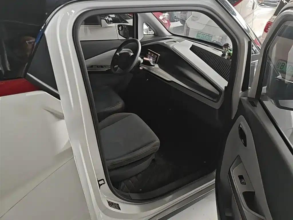 Wuling NanoEV 2021 Fun Edition — миниатюра 20