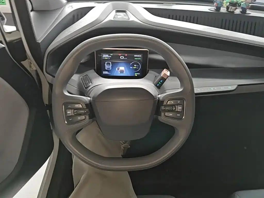 Wuling NanoEV 2021 Fun Edition — миниатюра 7