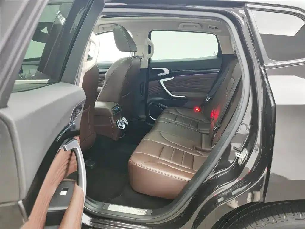 Weipai P8 2018 2.0T Premium Edition — миниатюра 15