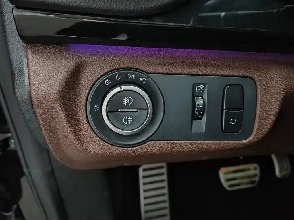 Weipai P8 2018 2.0T Premium Edition — миниатюра 21