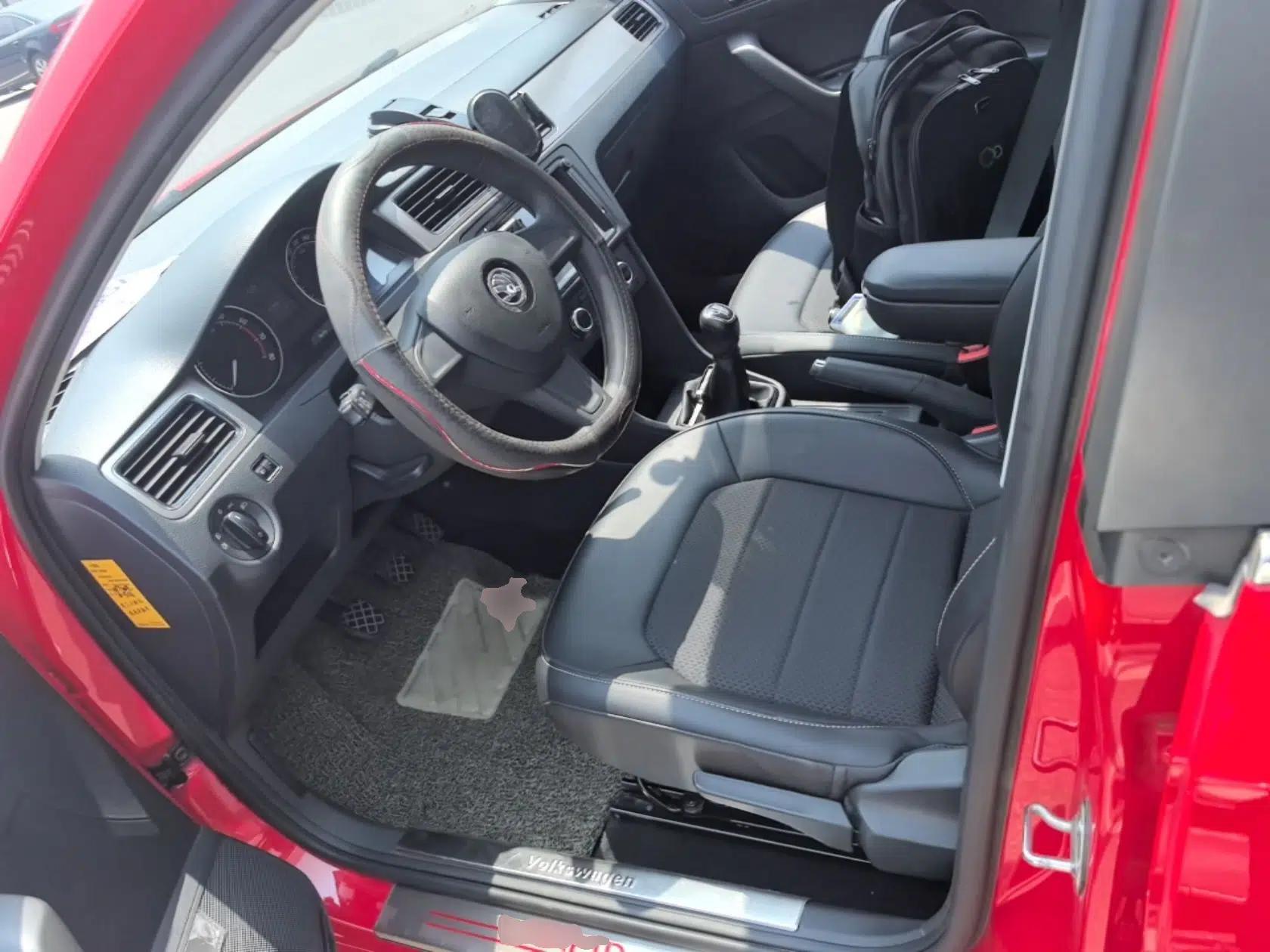 Skoda Rapid Spaceback 2016 Revised 1.6L Manual Chuanxing Edition — миниатюра 17