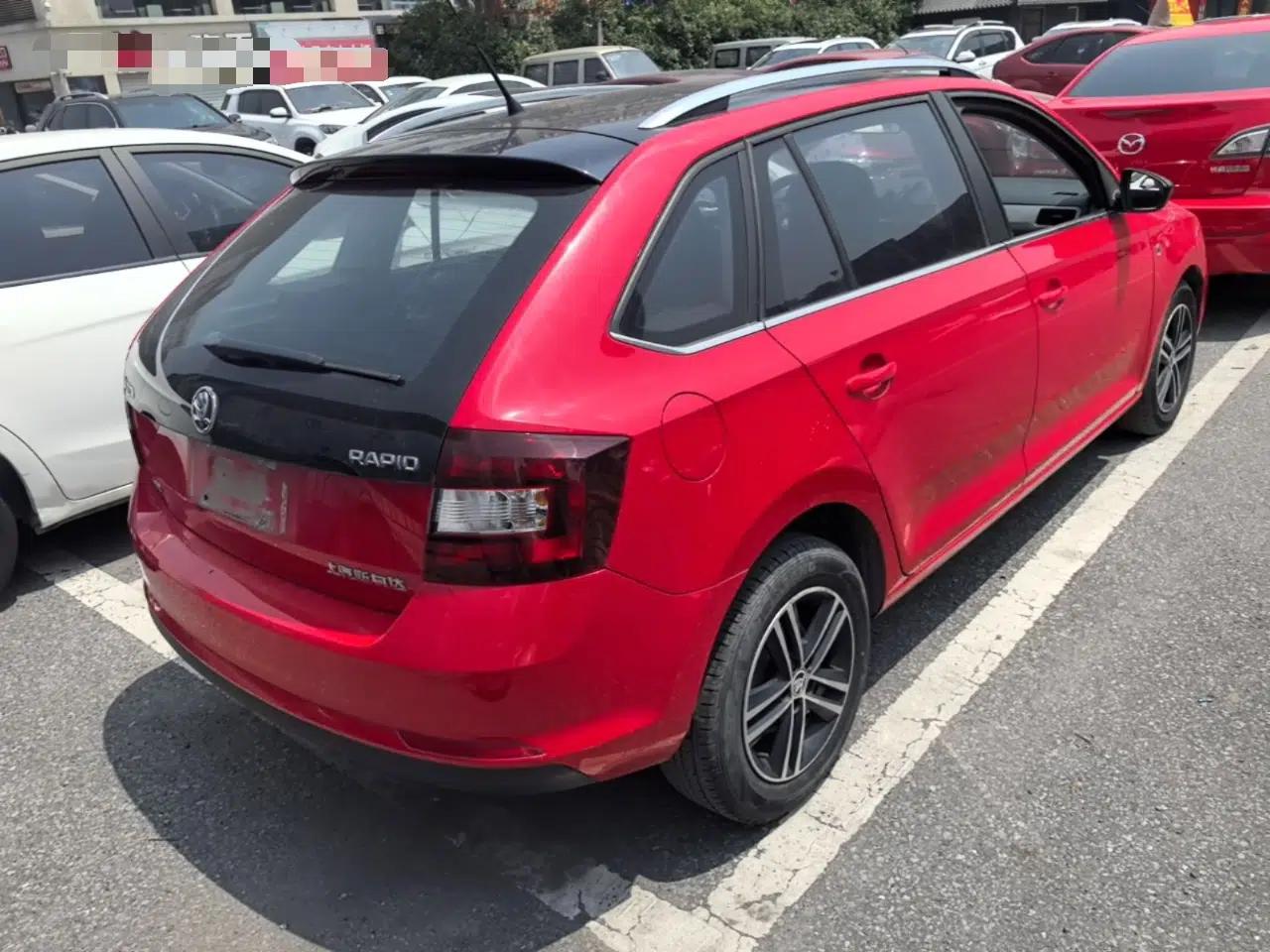 Skoda Rapid Spaceback 2016 Revised 1.6L Manual Chuanxing Edition — миниатюра 4