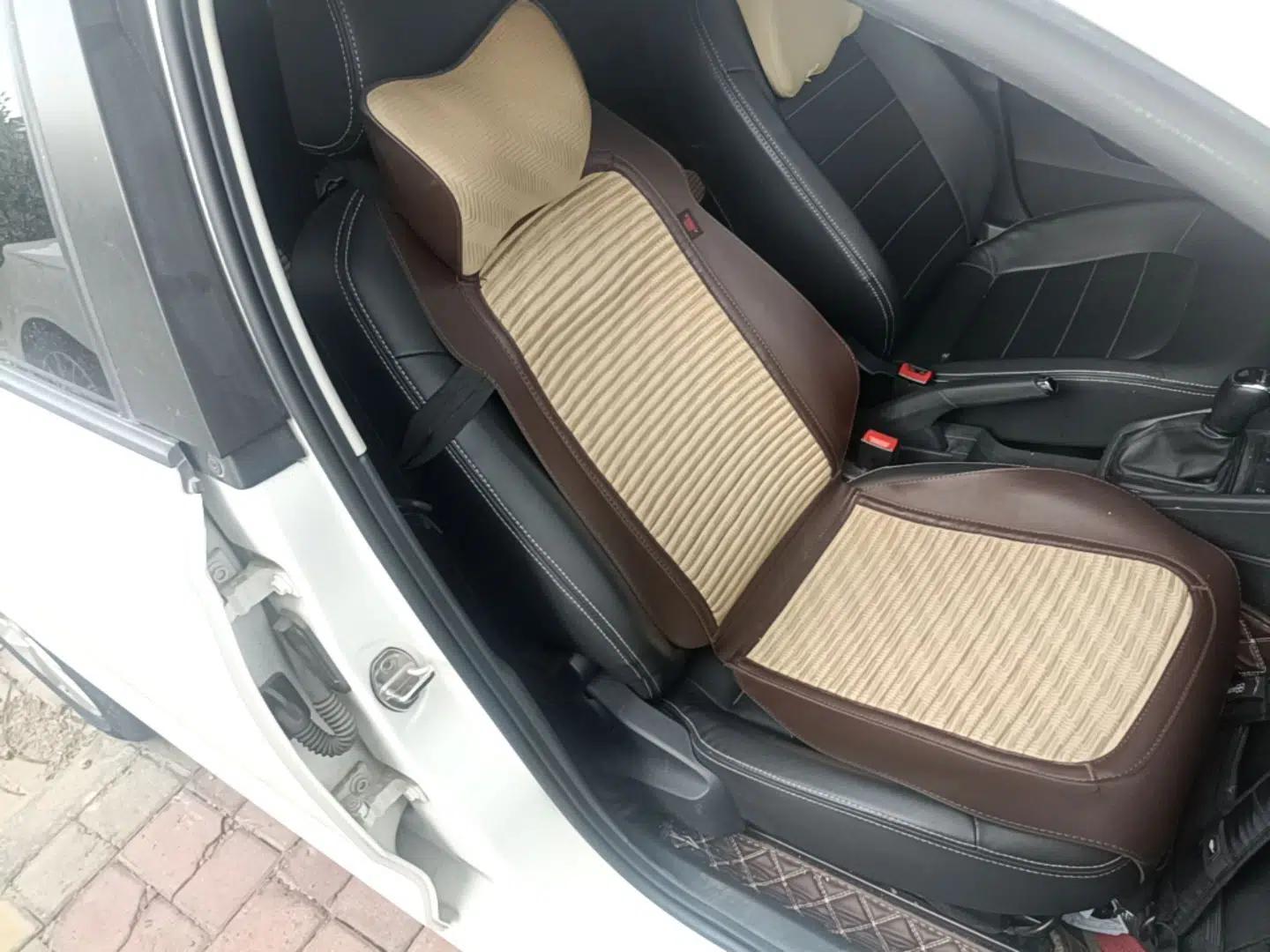 Skoda Rapid Spaceback 2020 1.5L Automatic Sport Edition — миниатюра 23