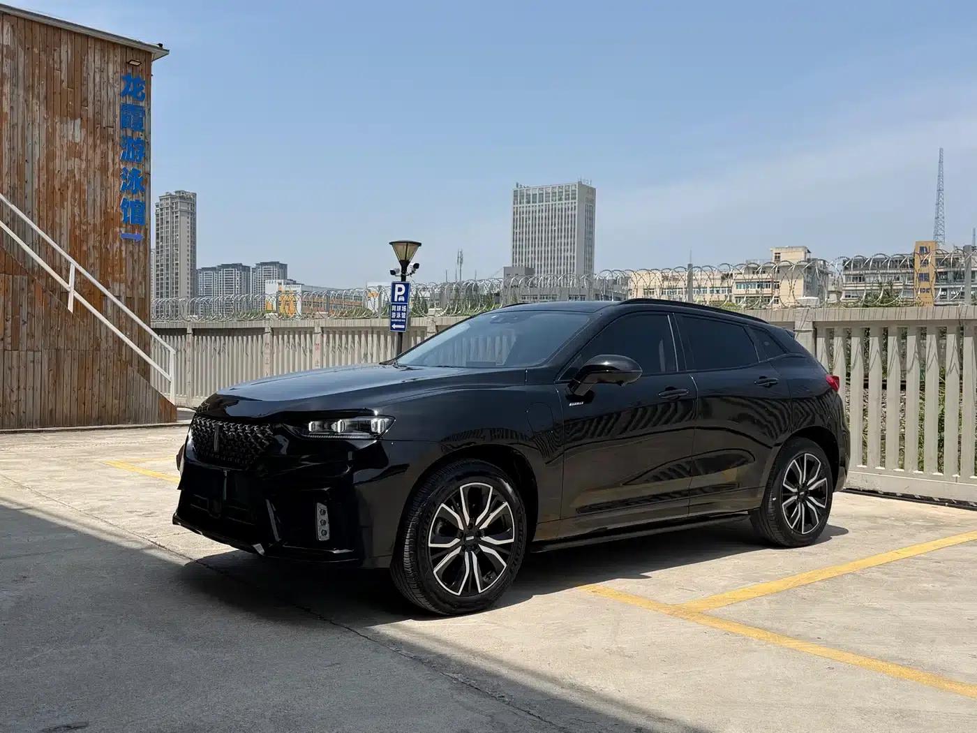 Weipai VV7 New Energy 2020 PHEV 2.0T Flagship Edition — миниатюра 1