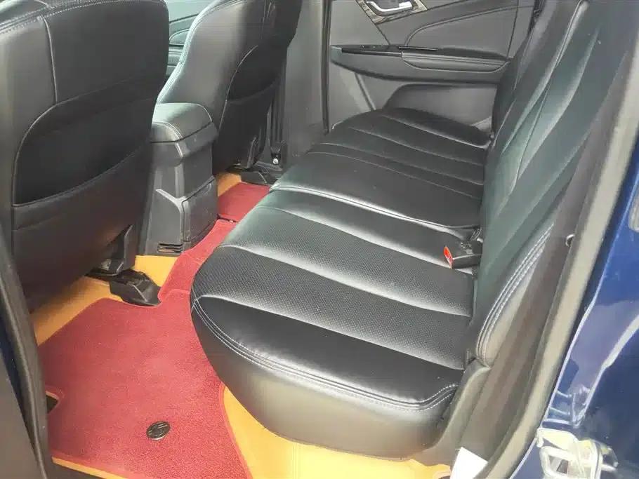 D-MAX 2019 3.0T 2WD Automatic Elite 4JJ1-TC HI — миниатюра 11