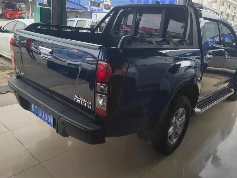 D-MAX 2019 3.0T 2WD Automatic Elite 4JJ1-TC HI — миниатюра 3
