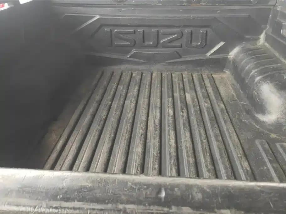 D-MAX 2019 3.0T 2WD Automatic Elite 4JJ1-TC HI — миниатюра 4