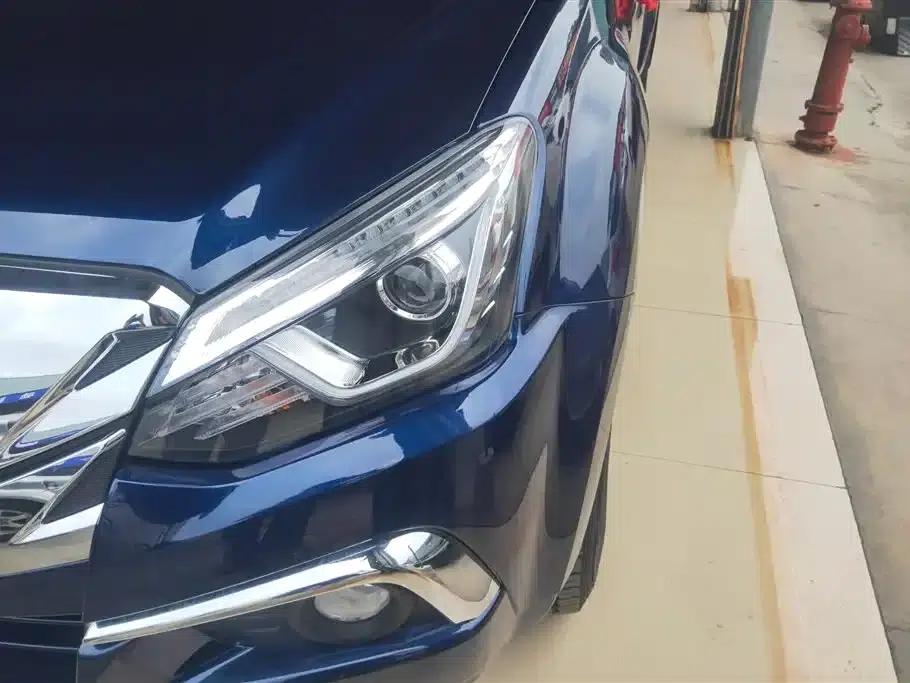 D-MAX 2019 3.0T 2WD Automatic Elite 4JJ1-TC HI — миниатюра 5