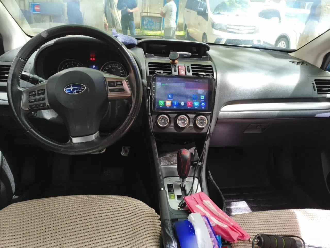 Subaru XV 2014 2.0i Comfort Edition — миниатюра 10