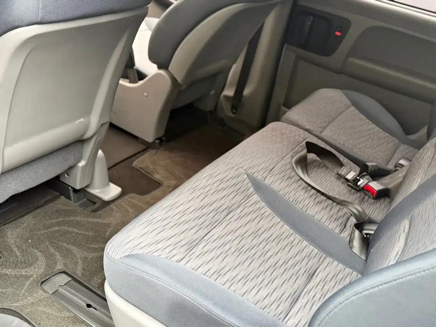 H-1 Huiyi 2011 Model 2.4L Comfort Edition — миниатюра 13