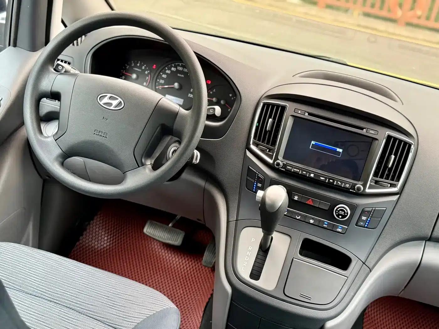 H-1 Huiyi 2011 Model 2.4L Comfort Edition — миниатюра 21