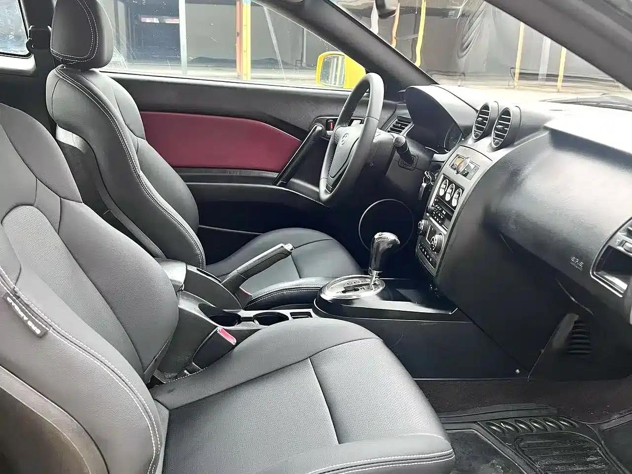 2008 Coupe 2.0L Automatic — миниатюра 7