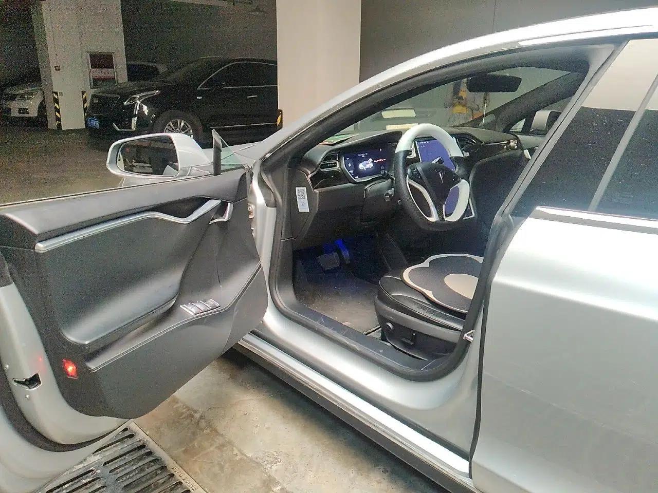 Tesla Model S 2014 S 85 — миниатюра 17