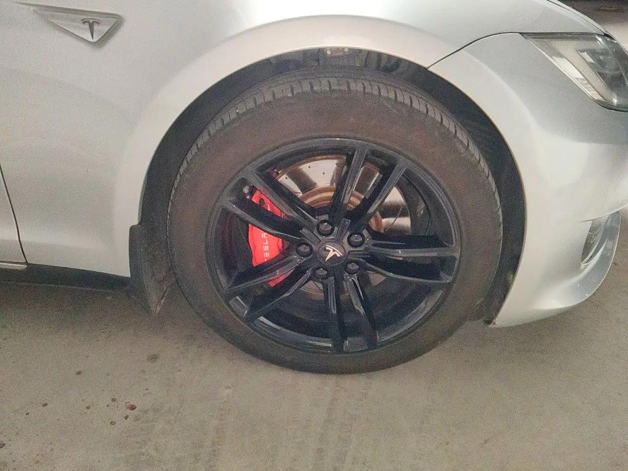 Tesla Model S 2014 S 85 — миниатюра 8