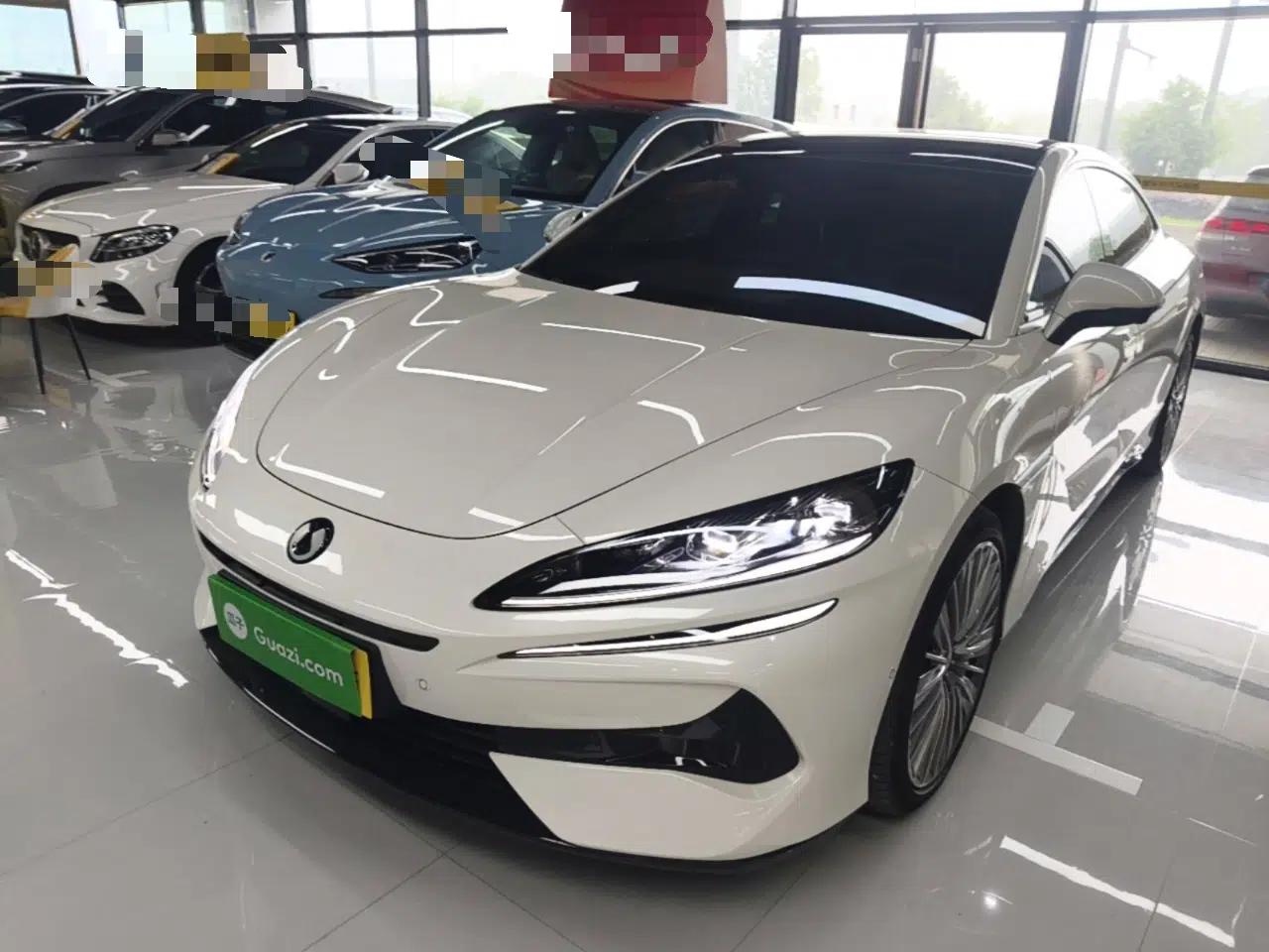 Denza Z9 2024 1100 km All-Wheel-Drive Ultra Version — миниатюра 1