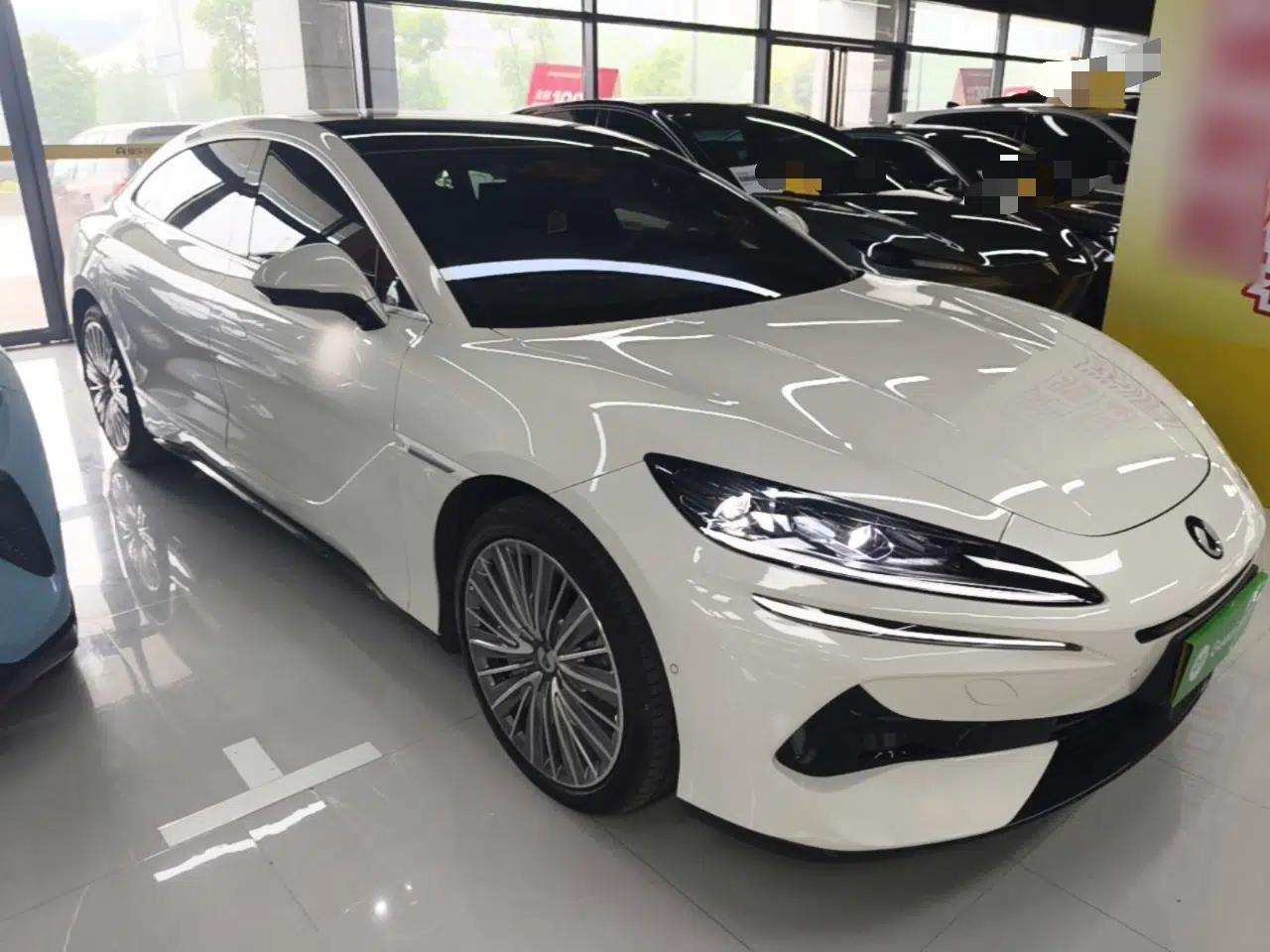 Denza Z9 2024 1100 km All-Wheel-Drive Ultra Version — миниатюра 3