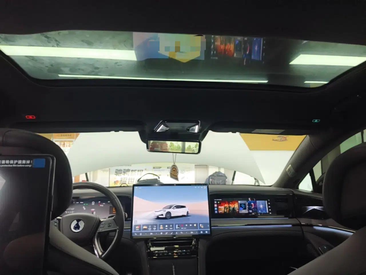 Denza Z9 2024 1100 km All-Wheel-Drive Ultra Version — миниатюра 21