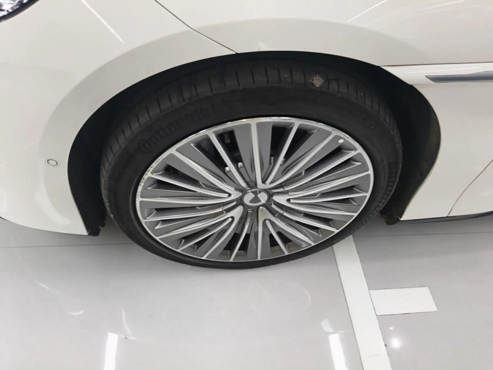 Denza Z9 2024 1100 km All-Wheel-Drive Ultra Version — миниатюра 8