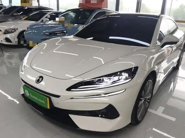 Denza Z9 2024 1100 km All-Wheel-Drive Ultra Version