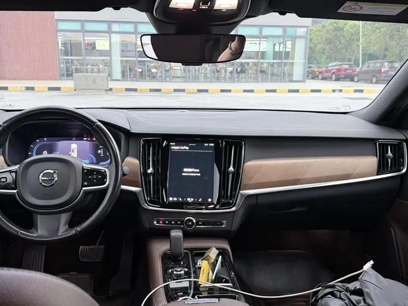 Volvo S90 New Energy 2022 T8 eDrive Hybrid Luxury Edition — миниатюра 13