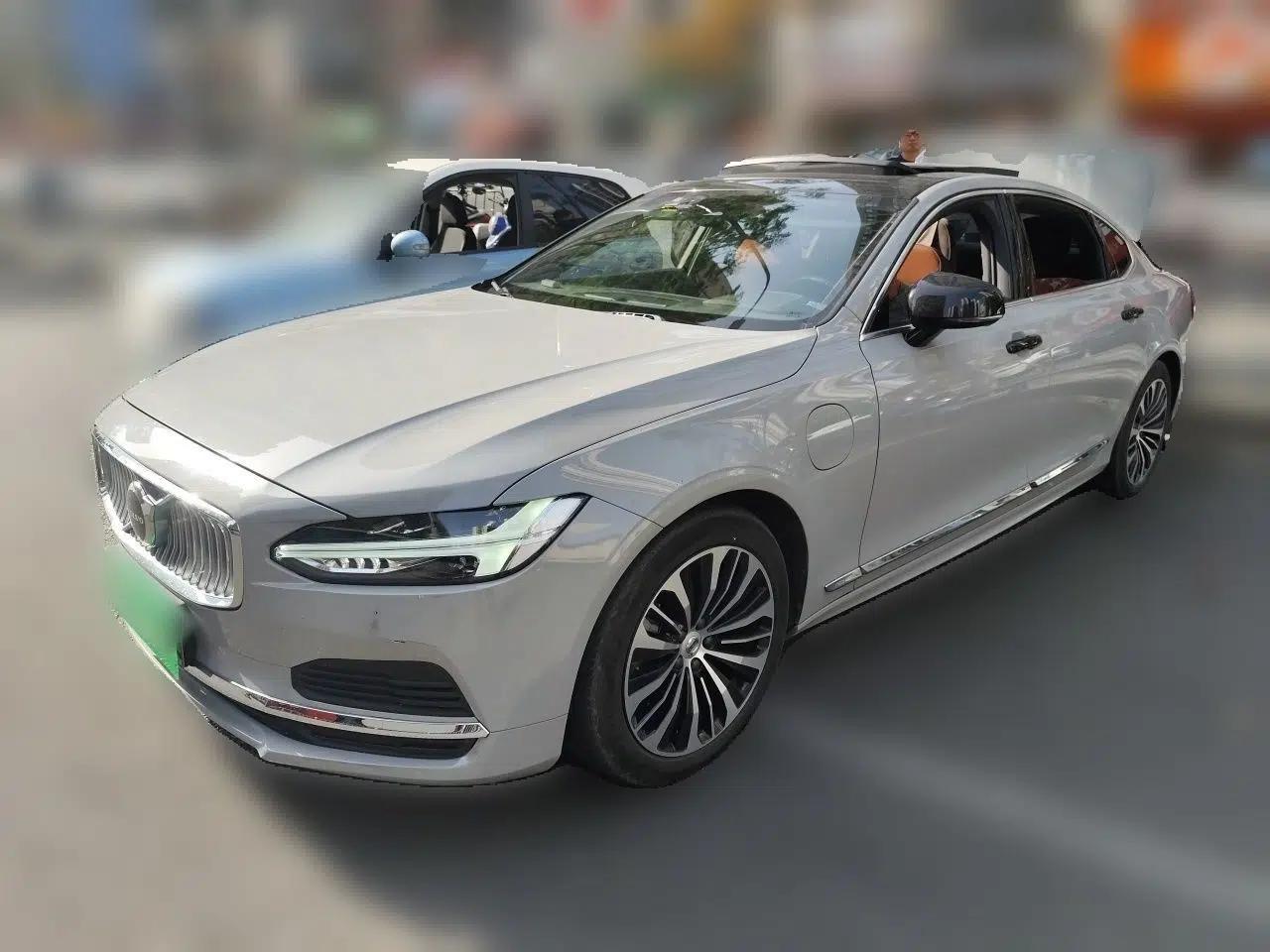 Volvo S90 New Energy 2024 Plug-in Hybrid Four-Wheel Drive Long-Range Zhiyi Luxury Edition — миниатюра 1