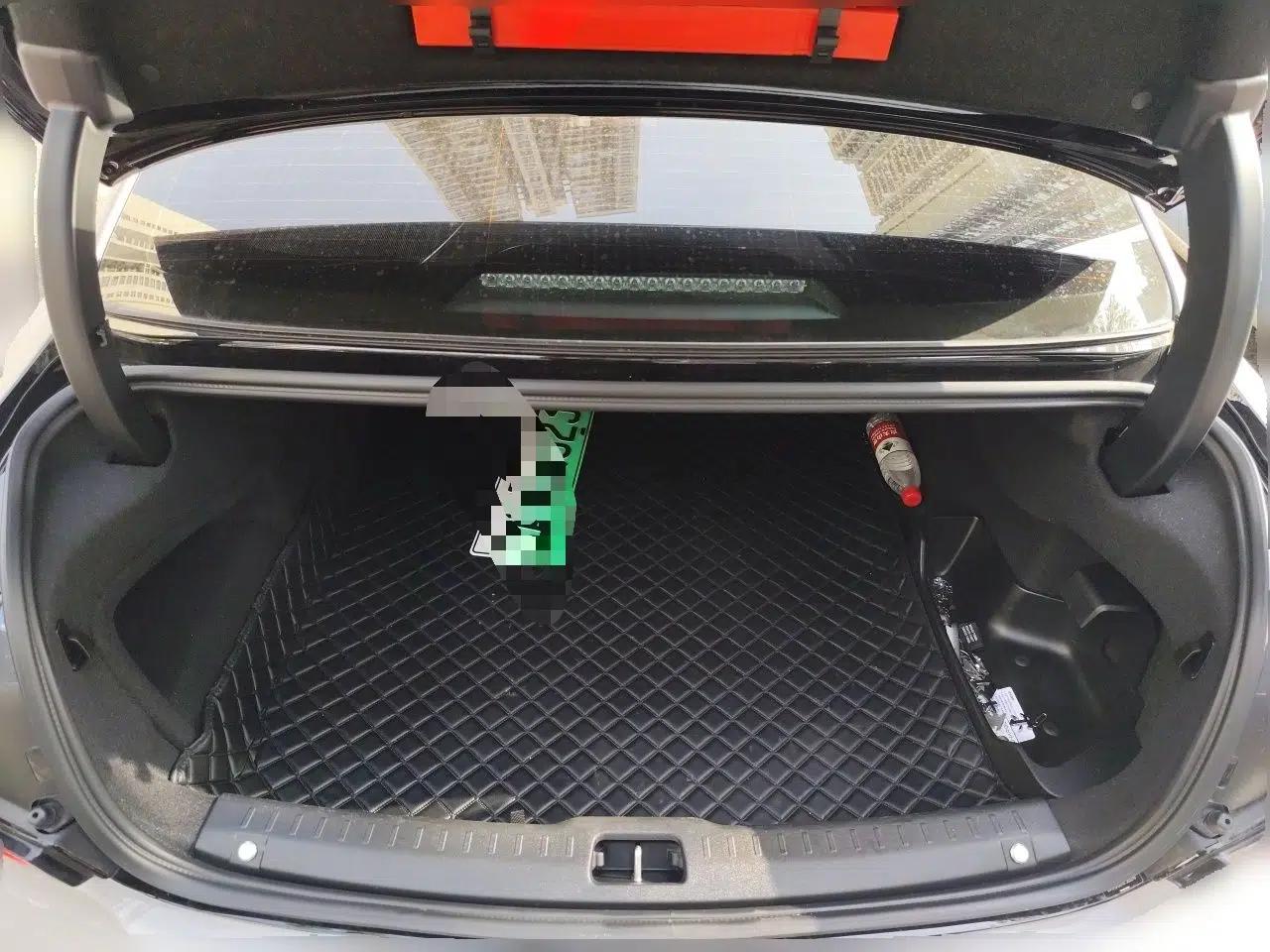 Volvo S90 New Energy 2024 Plug-in Hybrid Four-Wheel Drive Long-Range Zhiyi Luxury Edition — миниатюра 20