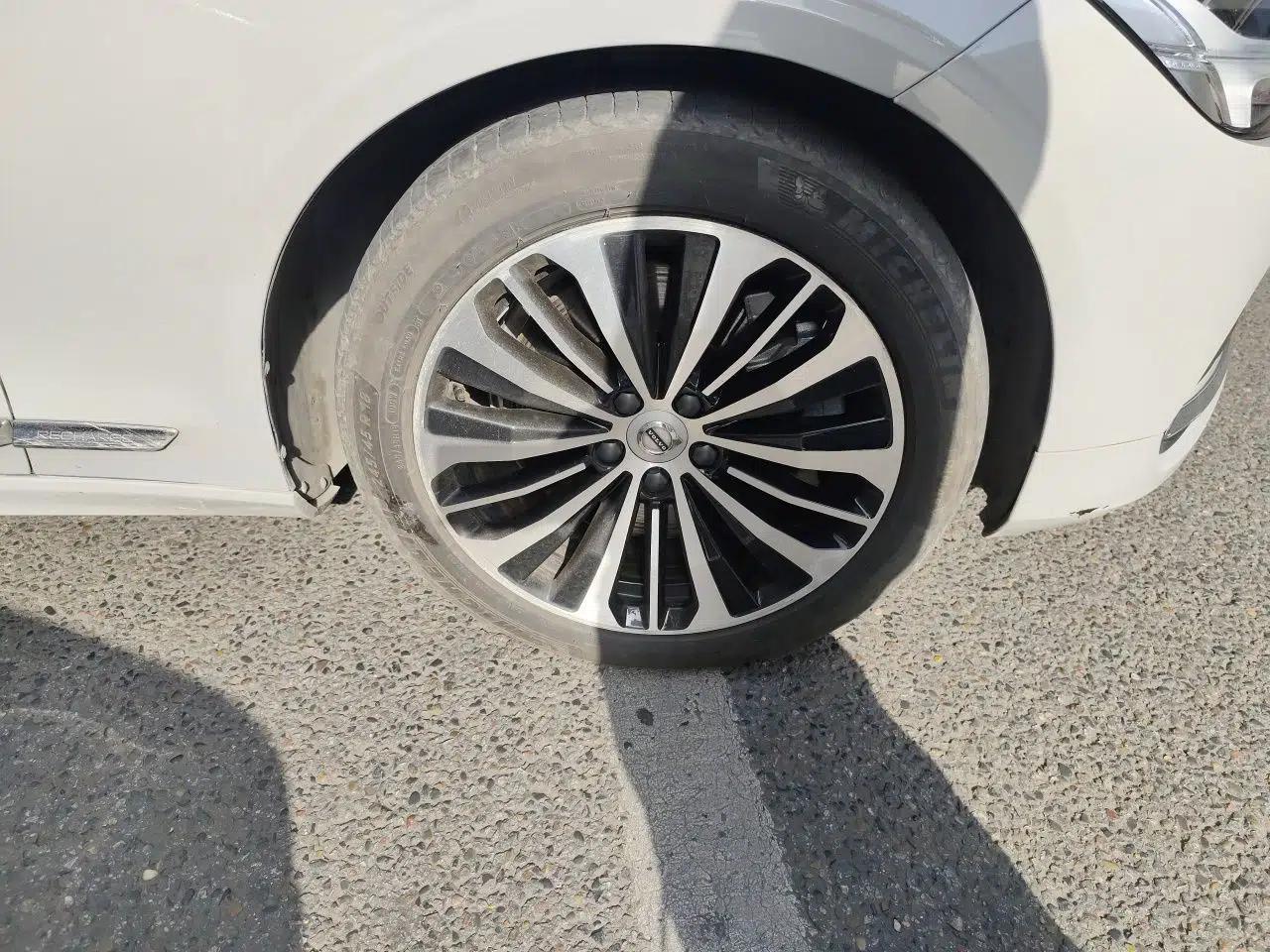 Volvo S90 New Energy 2024 Plug-in Hybrid Four-Wheel Drive Long-Range Zhiyi Luxury Edition — миниатюра 8