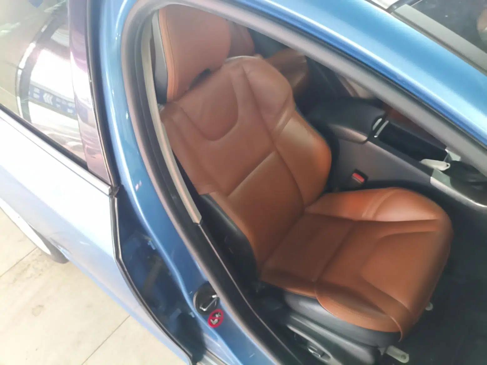 Volvo V60 2015 T5 Zhiya Edition — миниатюра 23