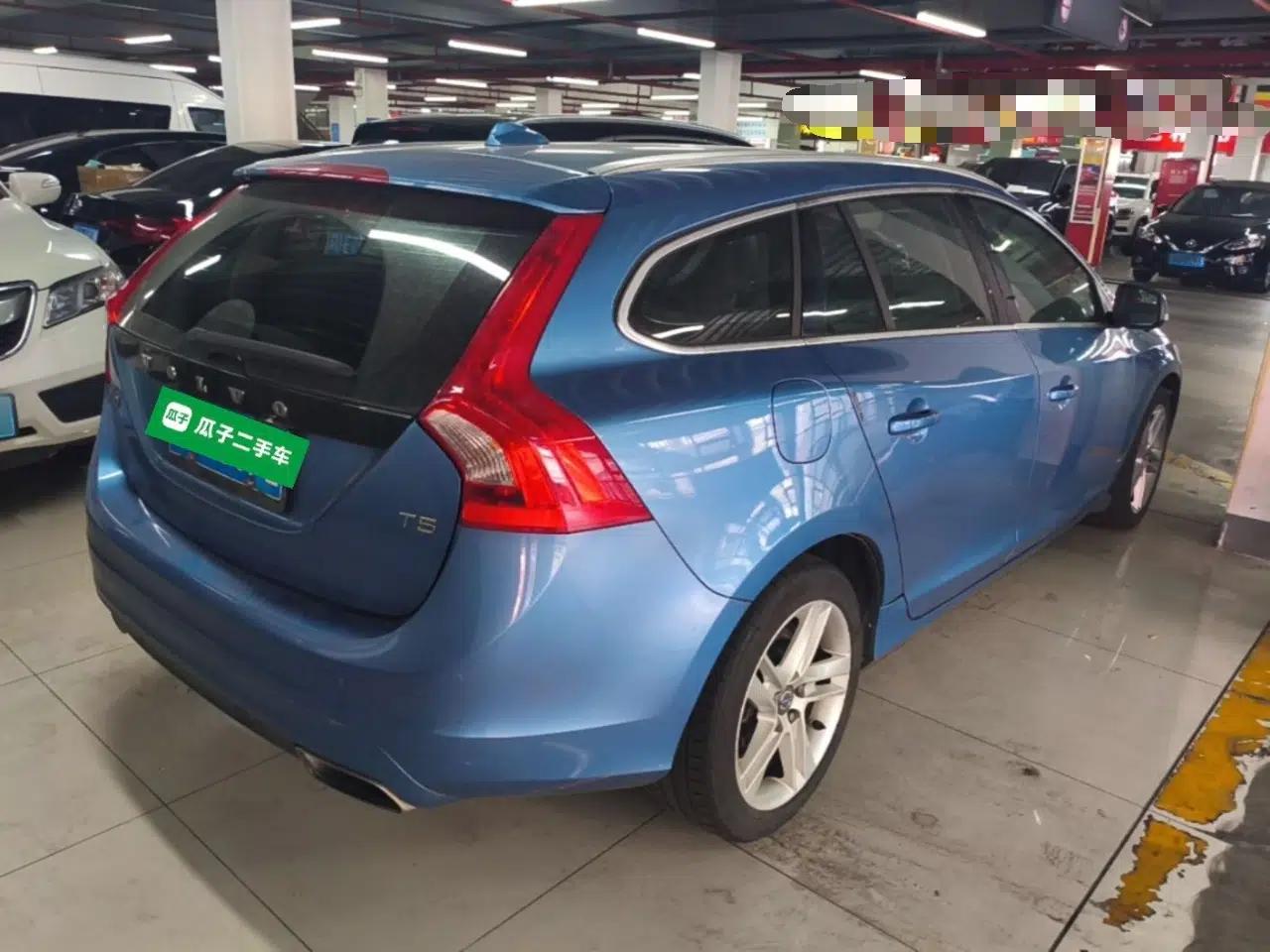 Volvo V60 2015 T5 Zhiya Edition — миниатюра 6