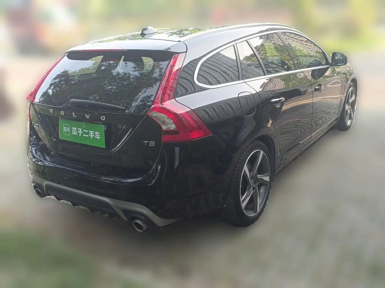 Volvo V60 2016 T5 Zhiya Personalized Sport Edition — миниатюра 6