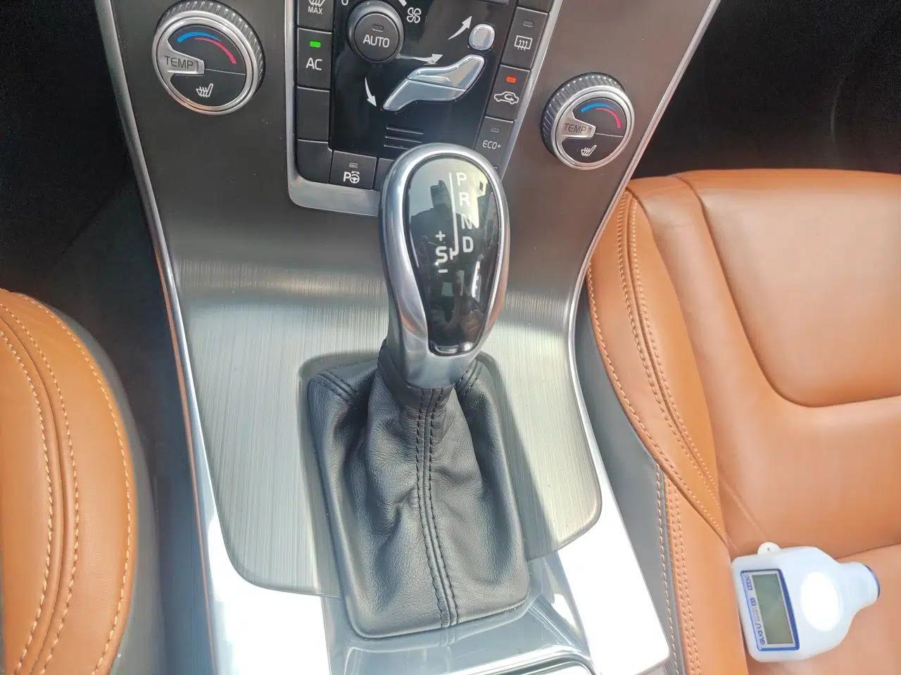 Volvo V60 2014 Restyled T5 Zhiya Edition — миниатюра 15