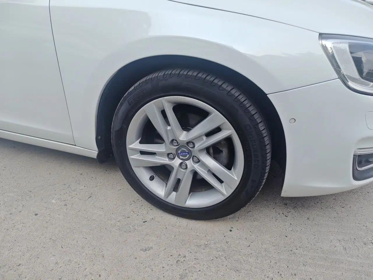 Volvo V60 2014 Restyled T5 Zhiya Edition — миниатюра 8