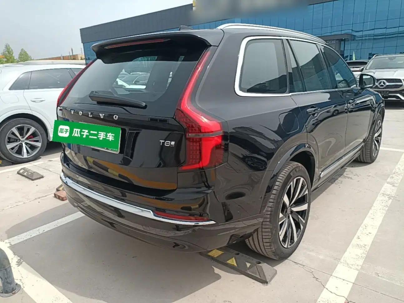 Volvo XC90 New Energy 2025 T8 Luxury Prestige 7-Seater — миниатюра 4