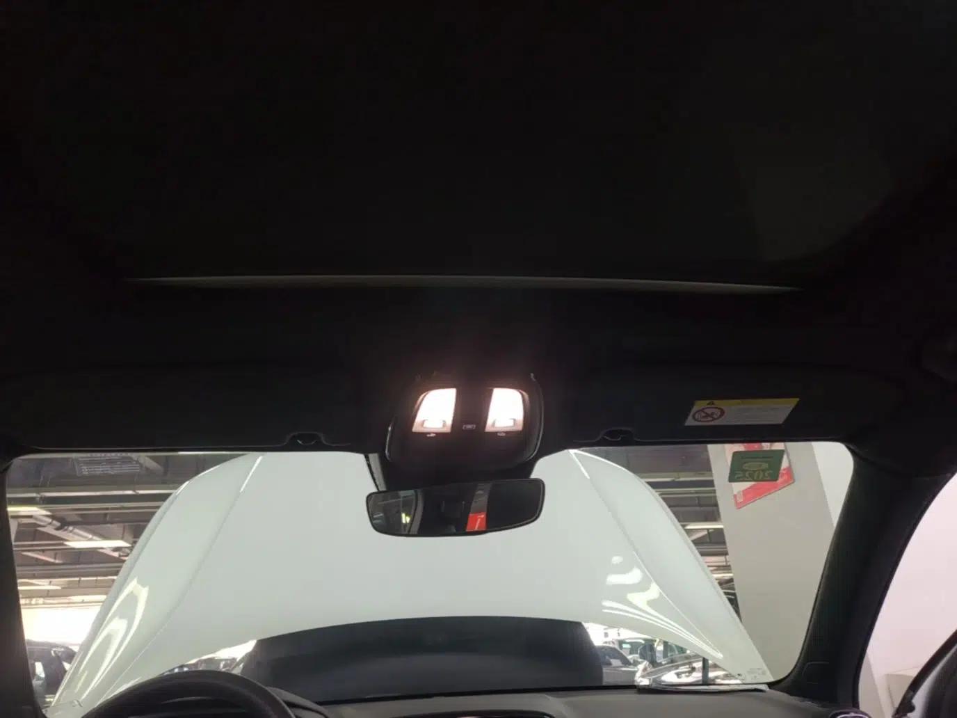 Volvo XC40 New Energy 2023 Long-Range Version — миниатюра 21