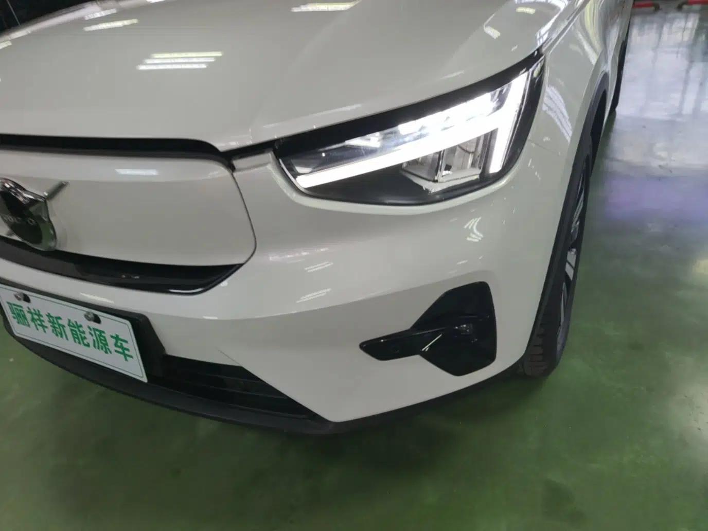 Volvo XC40 New Energy 2023 Long-Range Version — миниатюра 9