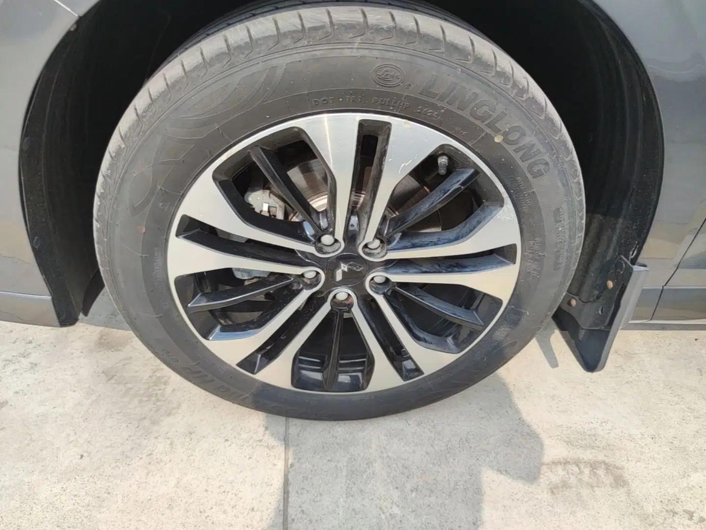 Wuling Victory 2020 1.5T CVT Flagship Edition — миниатюра 8