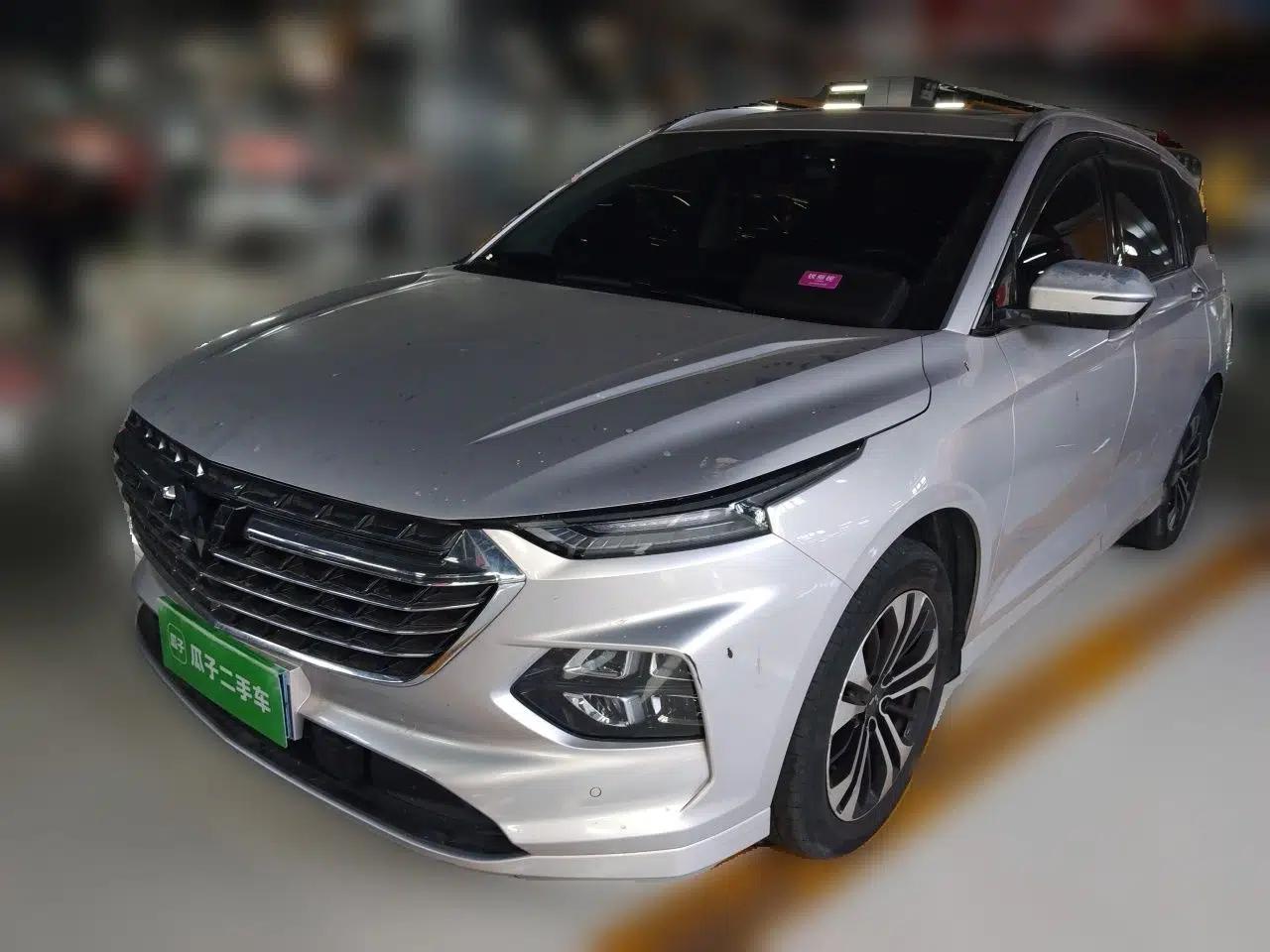 Wuling Victory 2020 1.5T CVT Flagship First-Class Model — миниатюра 1
