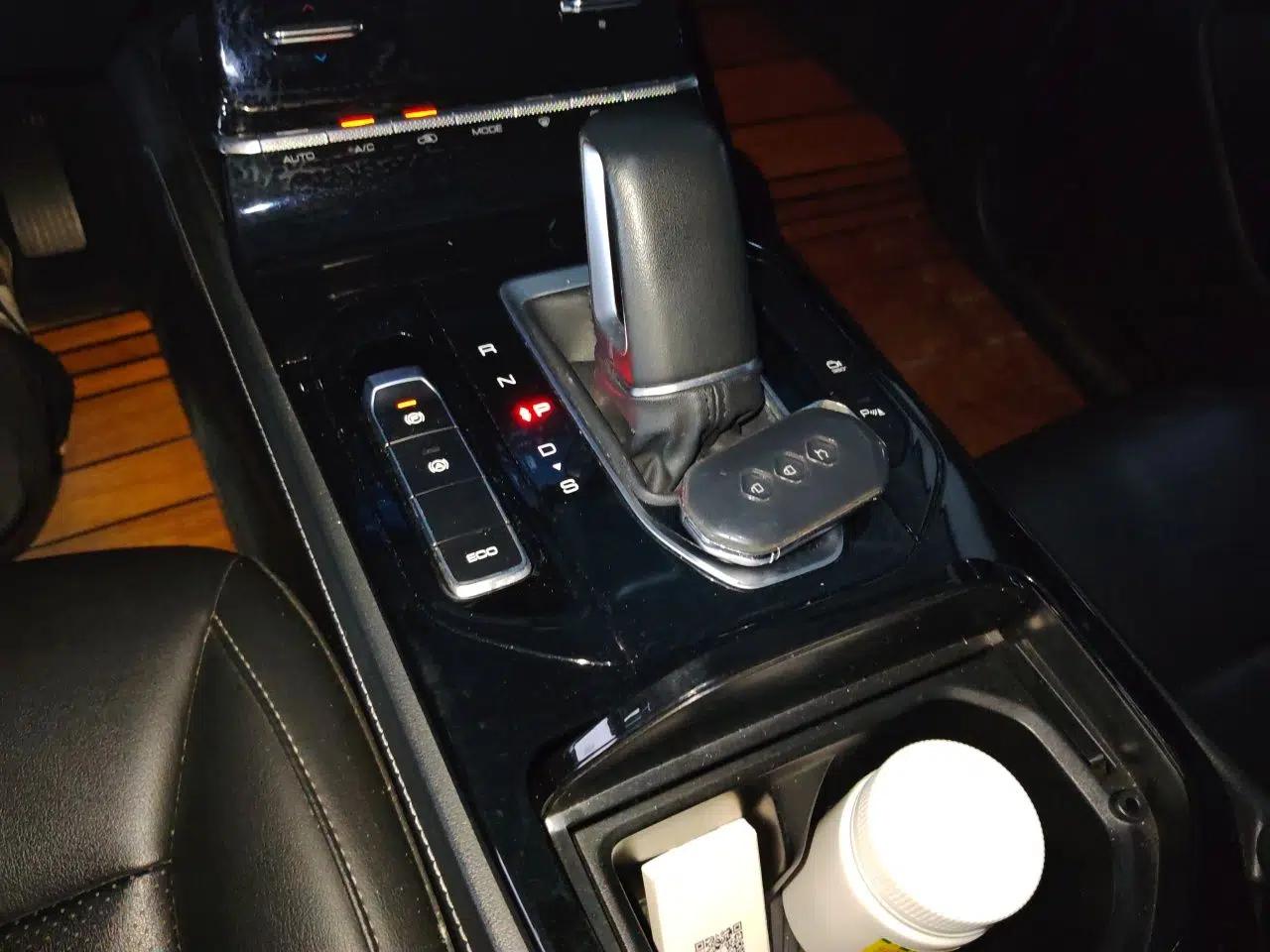 Wuling Victory 2020 1.5T CVT Flagship First-Class Model — миниатюра 15
