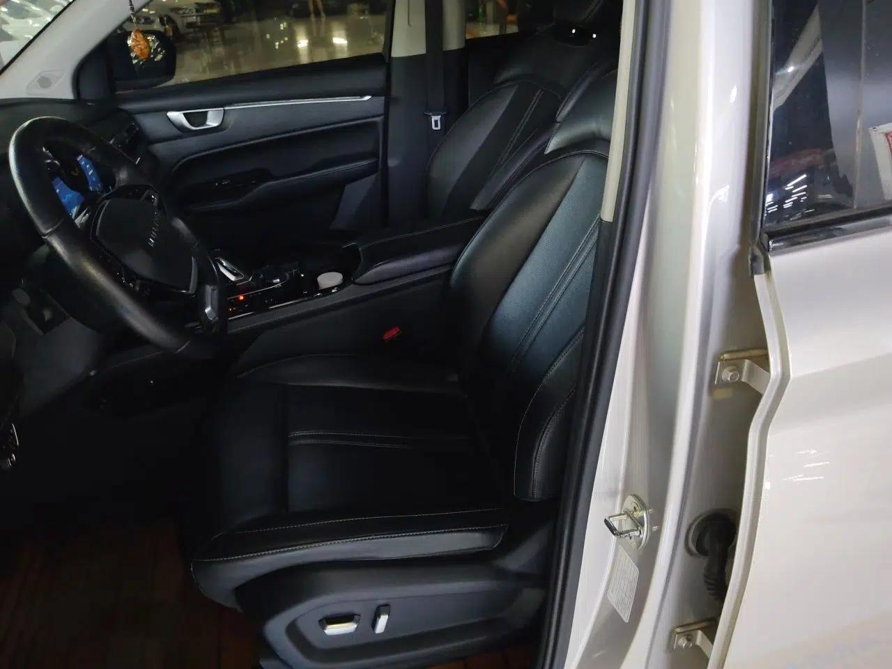 Wuling Victory 2020 1.5T CVT Flagship First-Class Model — миниатюра 16
