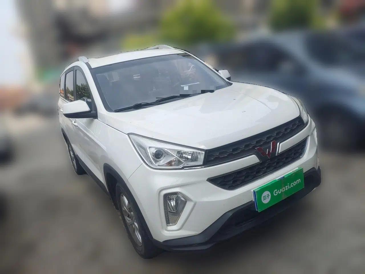 Wuling Hongguang S3 2018 1.5L Manual Luxury Model China V Standard — миниатюра 3