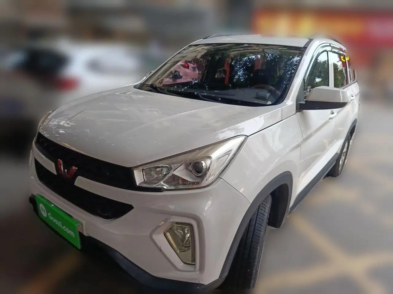 Wuling Hongguang S3 2018 1.5L Manual Standard Version China V Standard — миниатюра 1