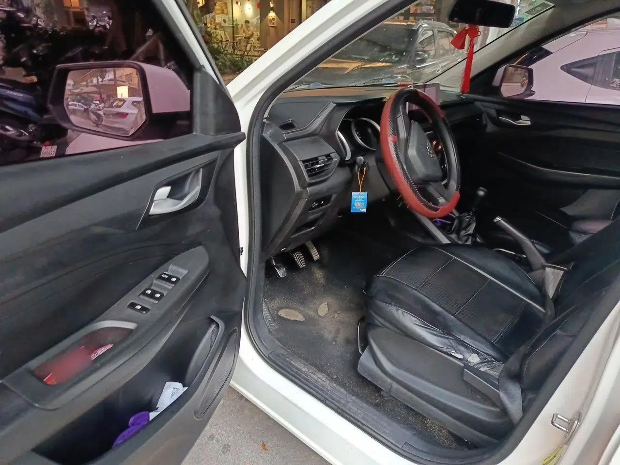 Wuling Hongguang S3 2018 1.5L Manual Standard Version China V Standard — миниатюра 17