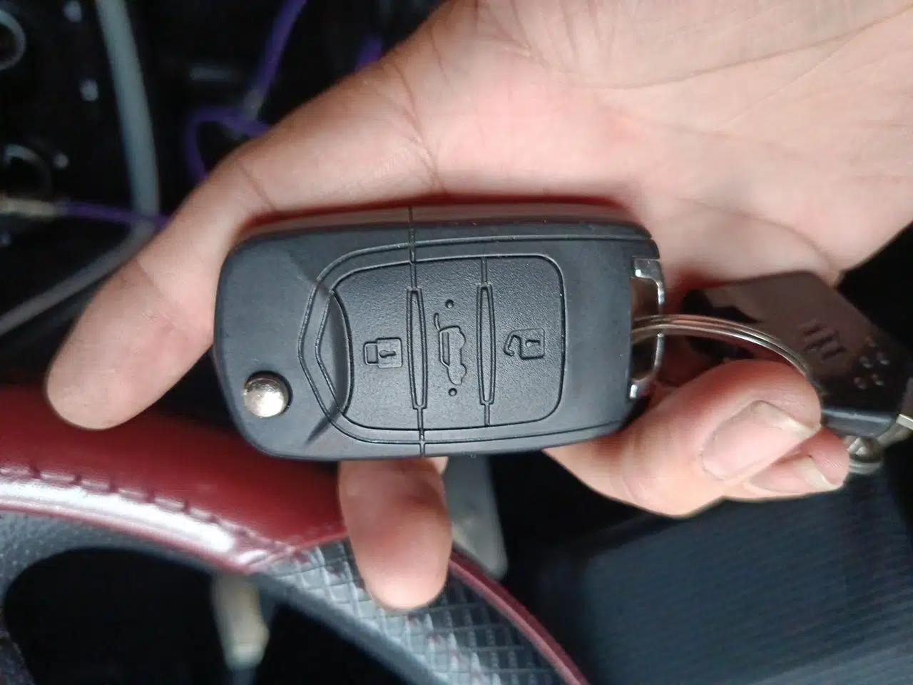 Wuling Hongguang S3 2018 1.5L Manual Standard Version China V Standard — миниатюра 9
