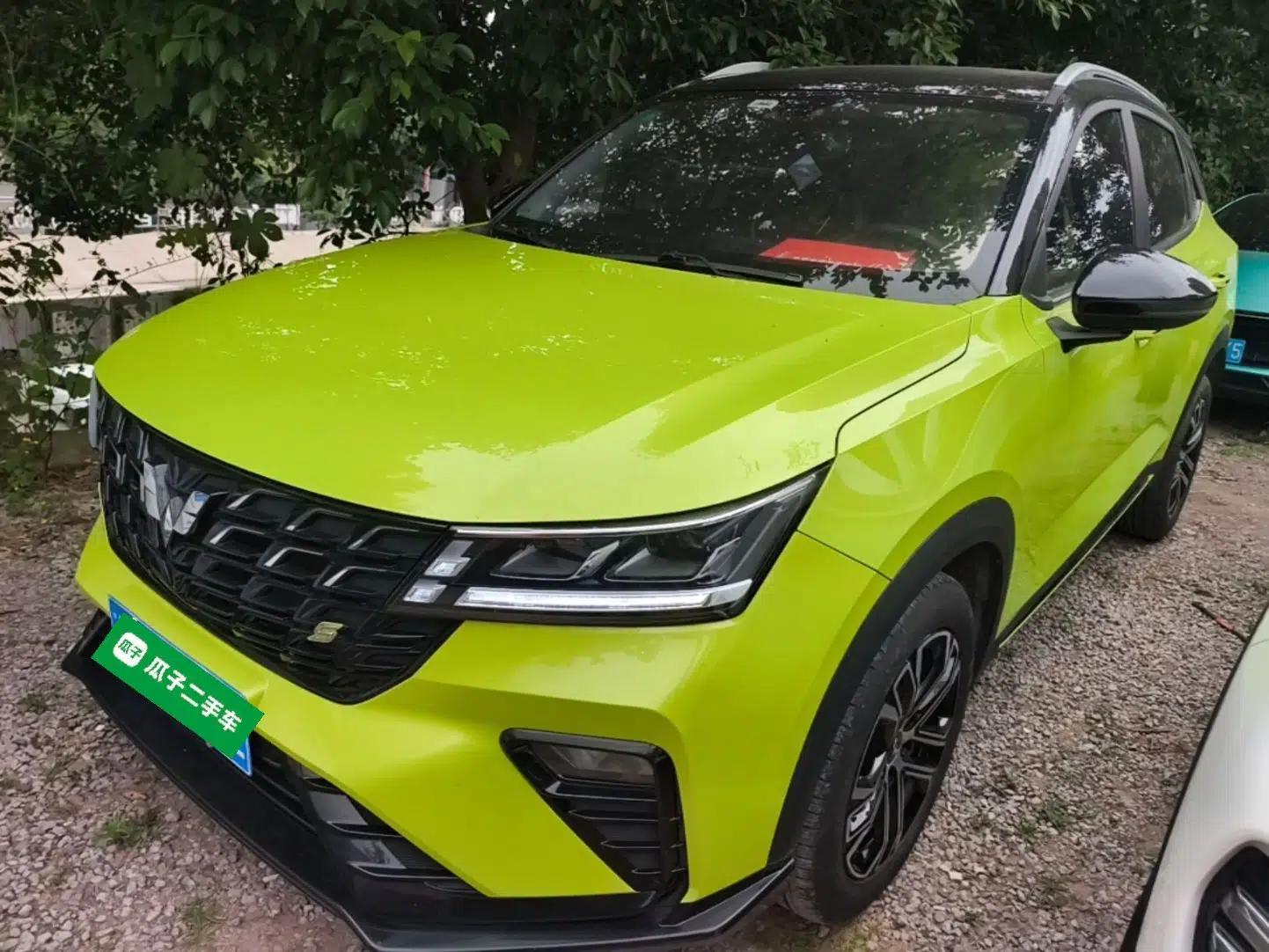 Wuling Alvez 2022 1.5T CVT Trendy & Cool Edition — миниатюра 1