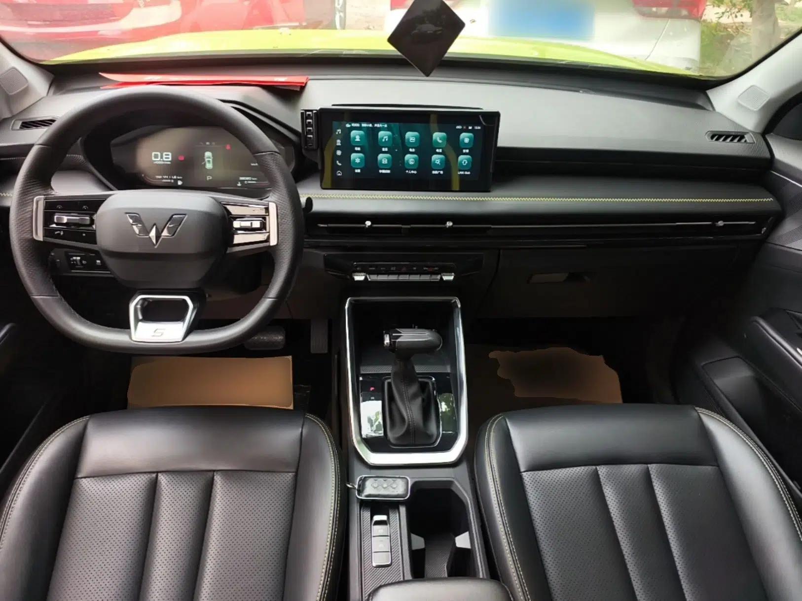 Wuling Alvez 2022 1.5T CVT Trendy & Cool Edition — миниатюра 13