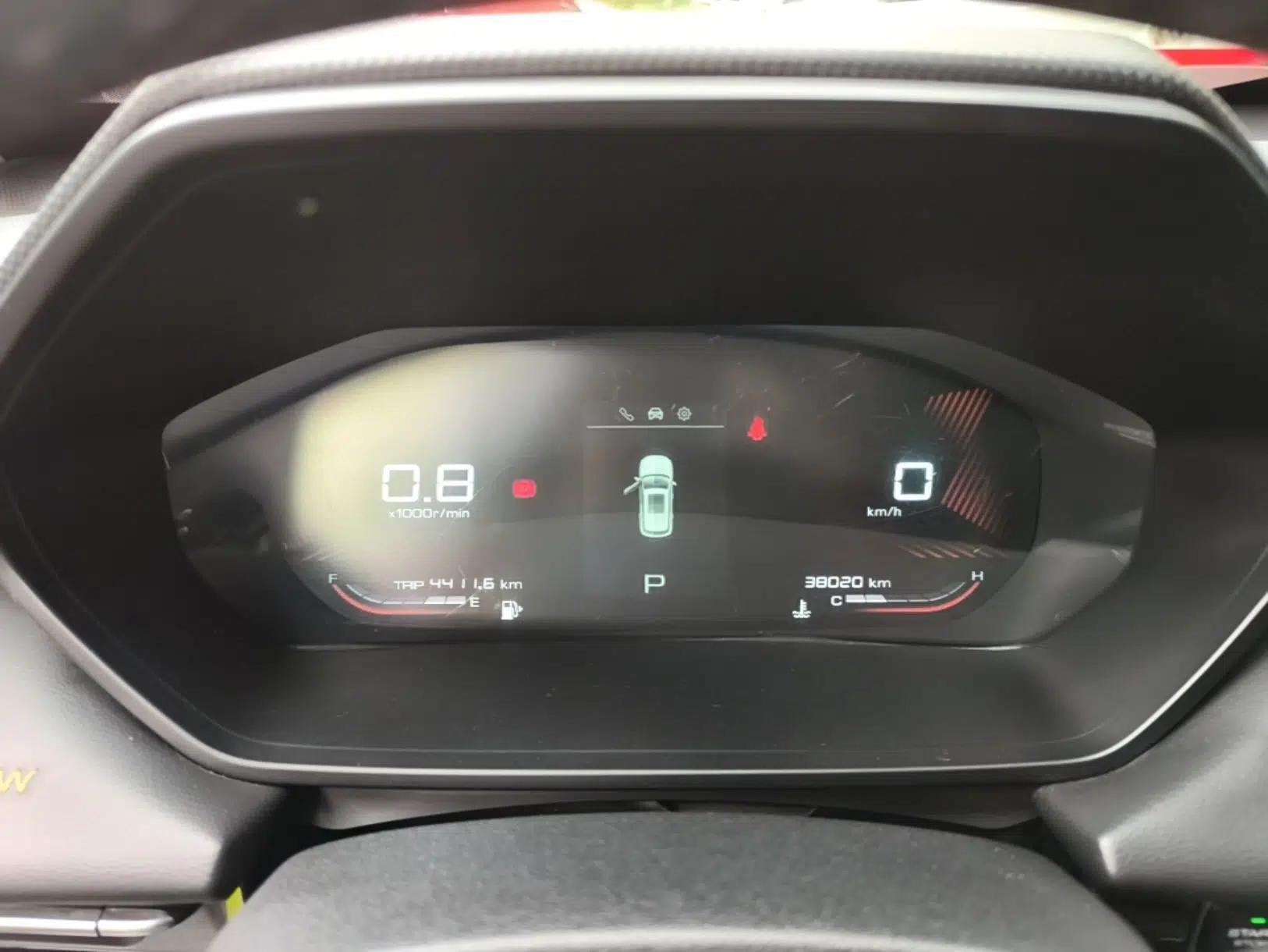 Wuling Alvez 2022 1.5T CVT Trendy & Cool Edition — миниатюра 15