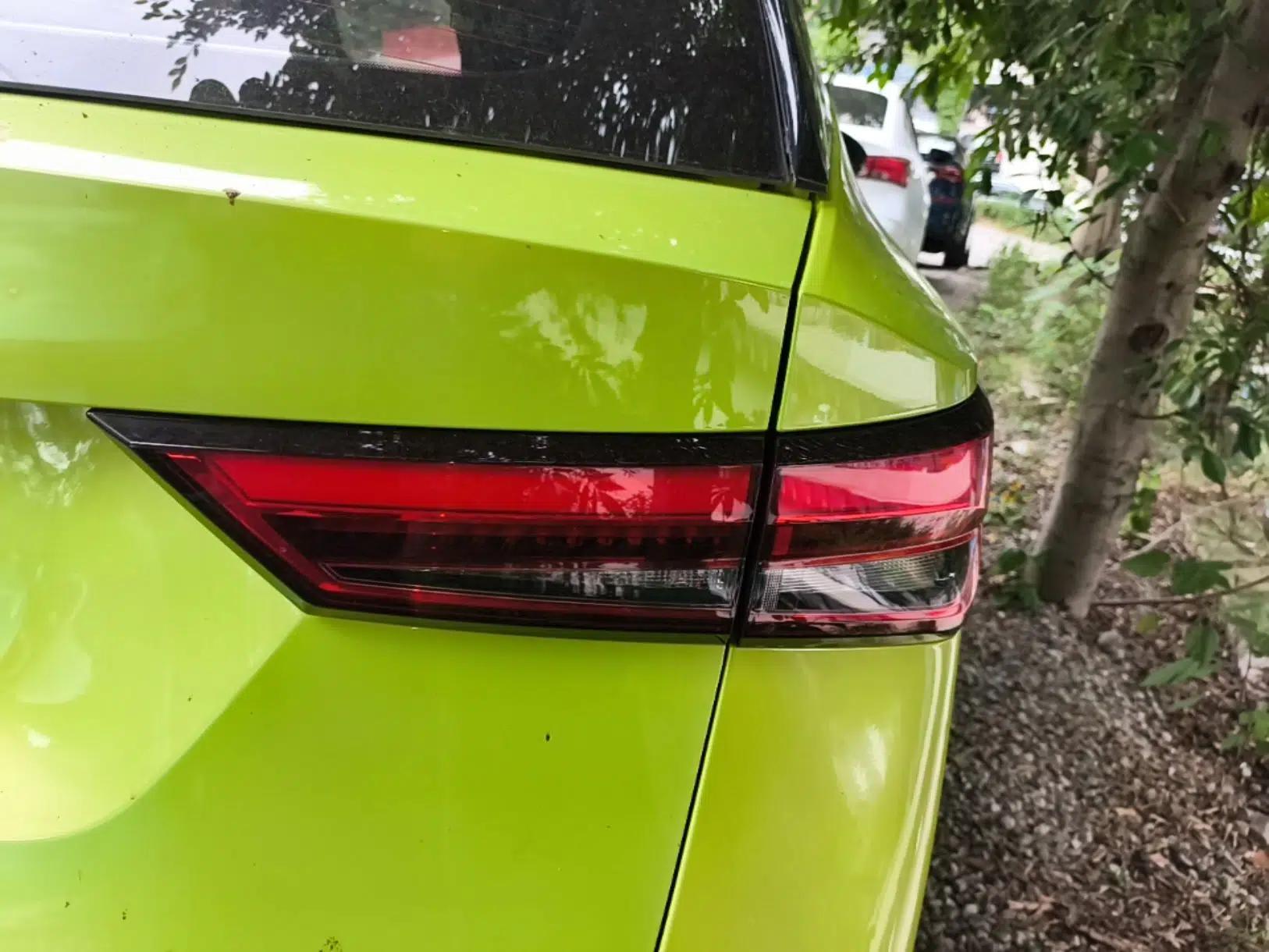 Wuling Alvez 2022 1.5T CVT Trendy & Cool Edition — миниатюра 7