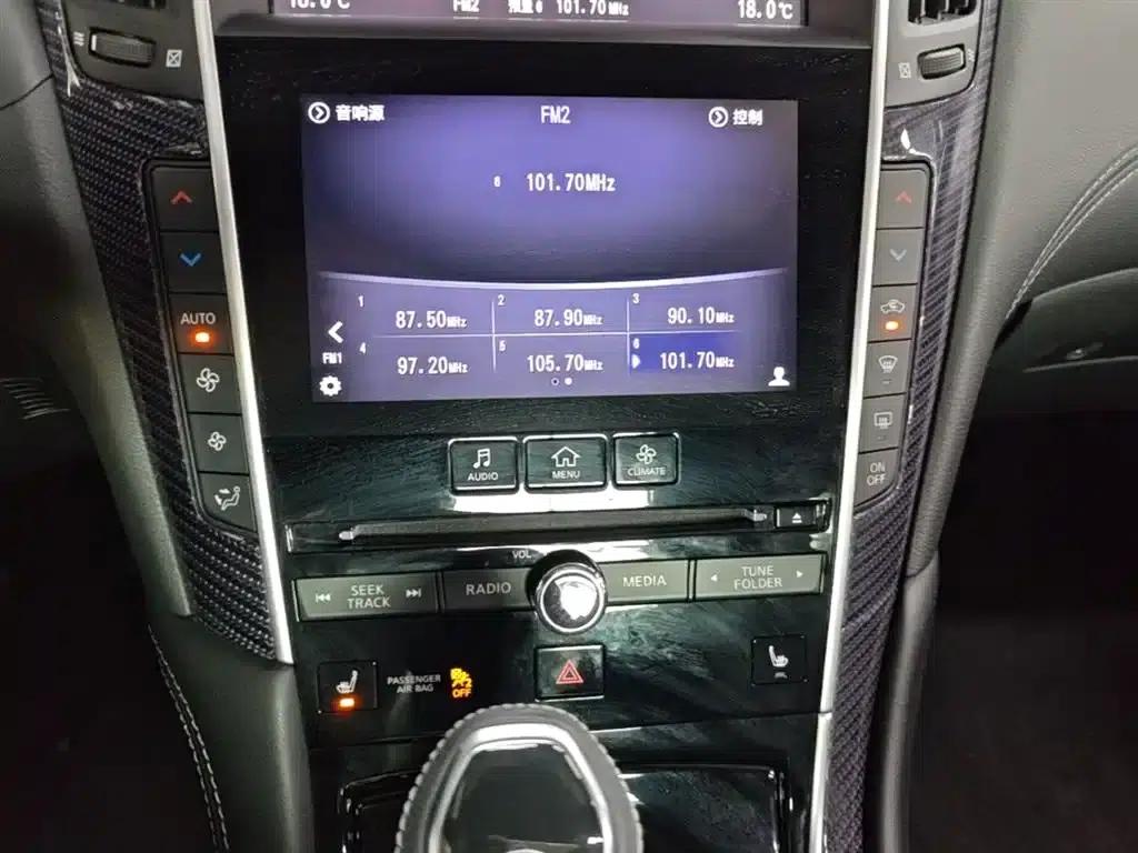Infiniti Q60 2019 S 2.0T Luxury Sport Edition — миниатюра 13